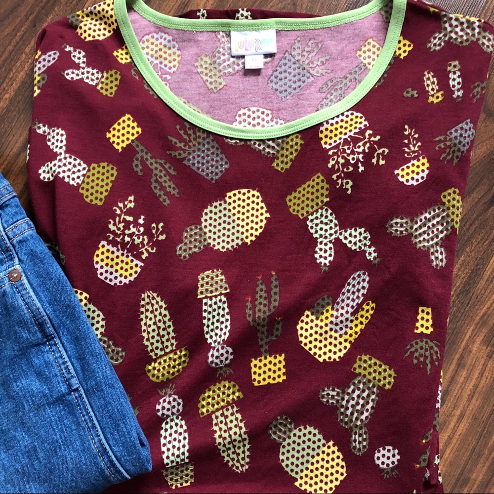 NWT LLR Top Size M